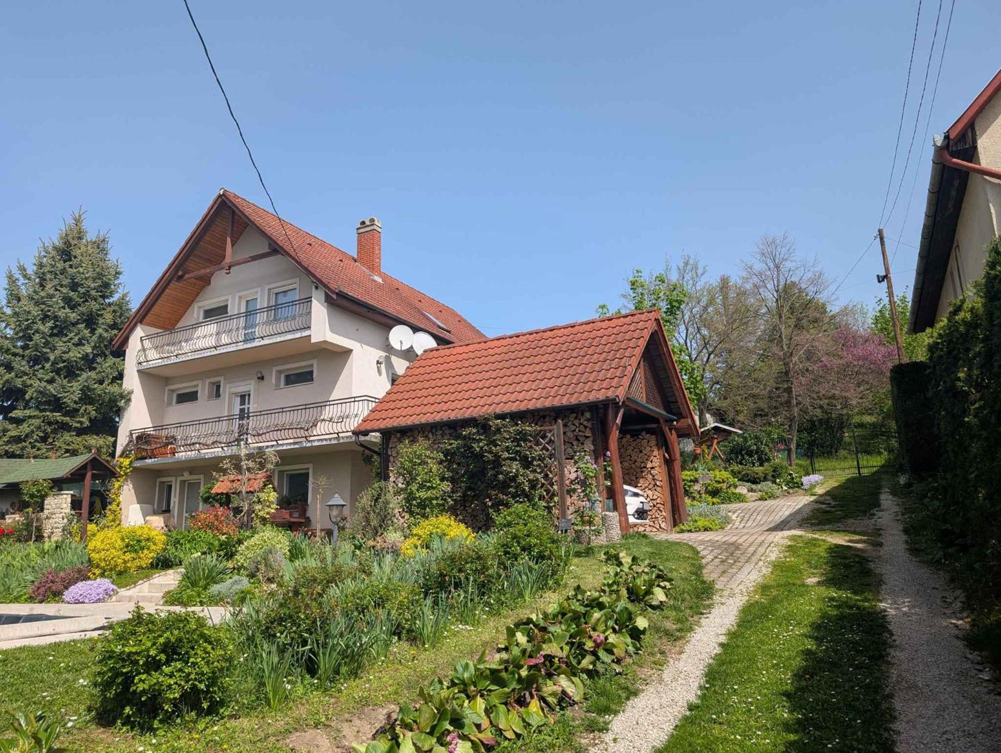 Apartments In Fonyod/Balaton 18584 المظهر الخارجي الصورة